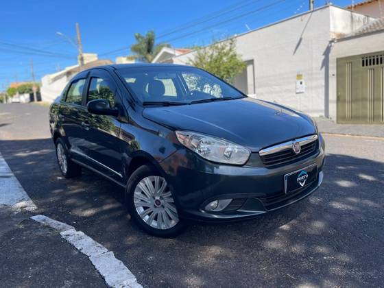 FIAT GRAND SIENA 1.6 MPI ESSENCE 16V FLEX 4P MANUAL